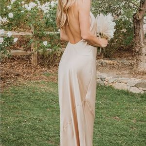 Show Me Your MuMu. Jasmine halter maxi. Size Large.